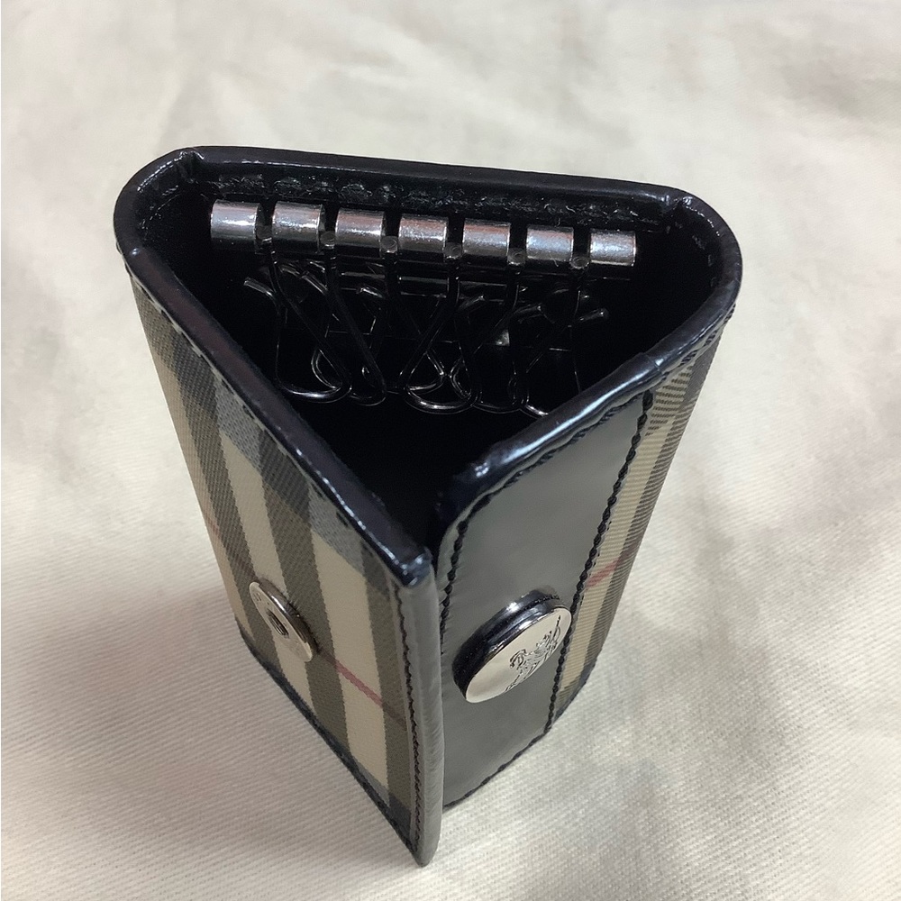 Burberry Key/Card Holder - Picture 4 of 9